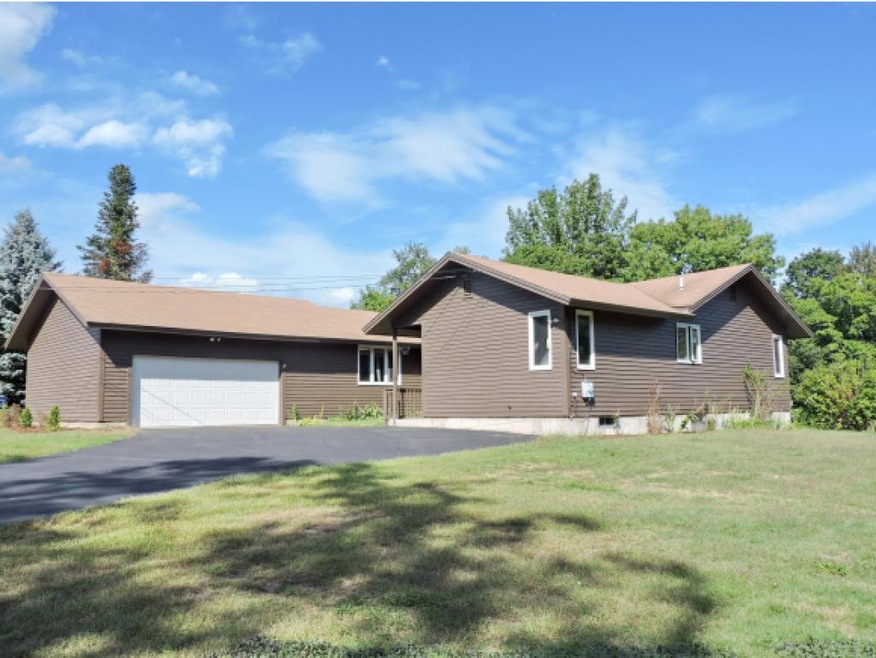 28 Windsong Heights, Weare, NH 03281 - photo 1