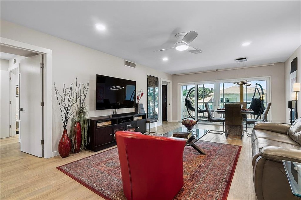 Large living area with Intracoastal Waterway views