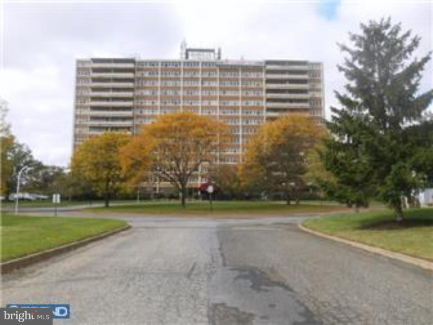 609 Barclay Walk, Cherry Hill, NJ 08034 - photo 1