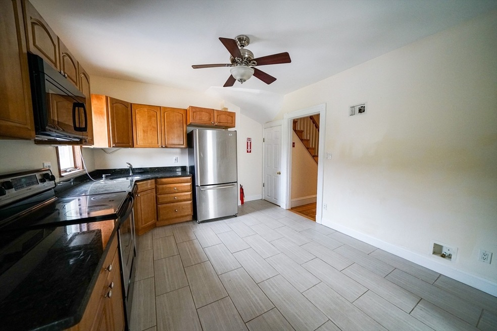 22 Winslow Rd unit 22, Brookline, MA 02446 - photo 1