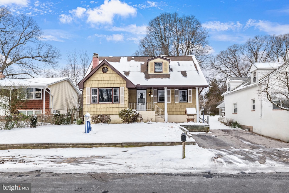 1233 Hillcreek Rd, Pasadena, MD 21122 - photo 1