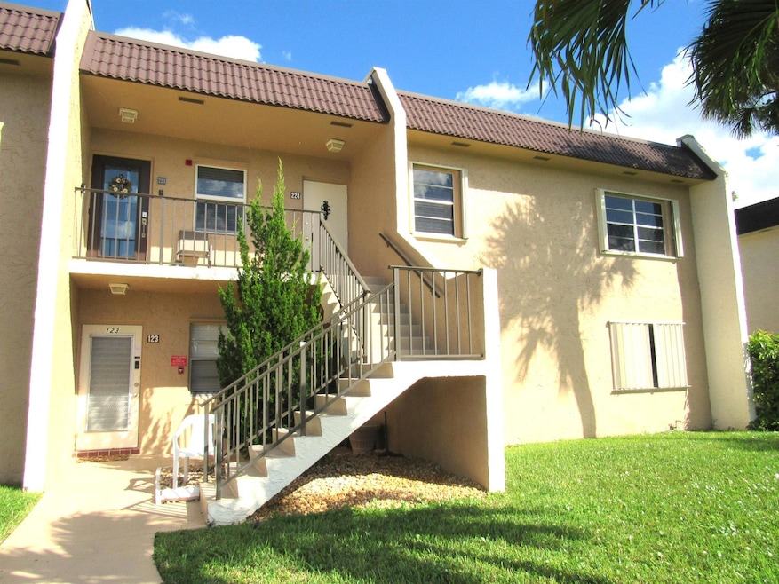 120 Lake Meryl Dr unit 2240, West Palm Beach, FL 33411 - photo 1