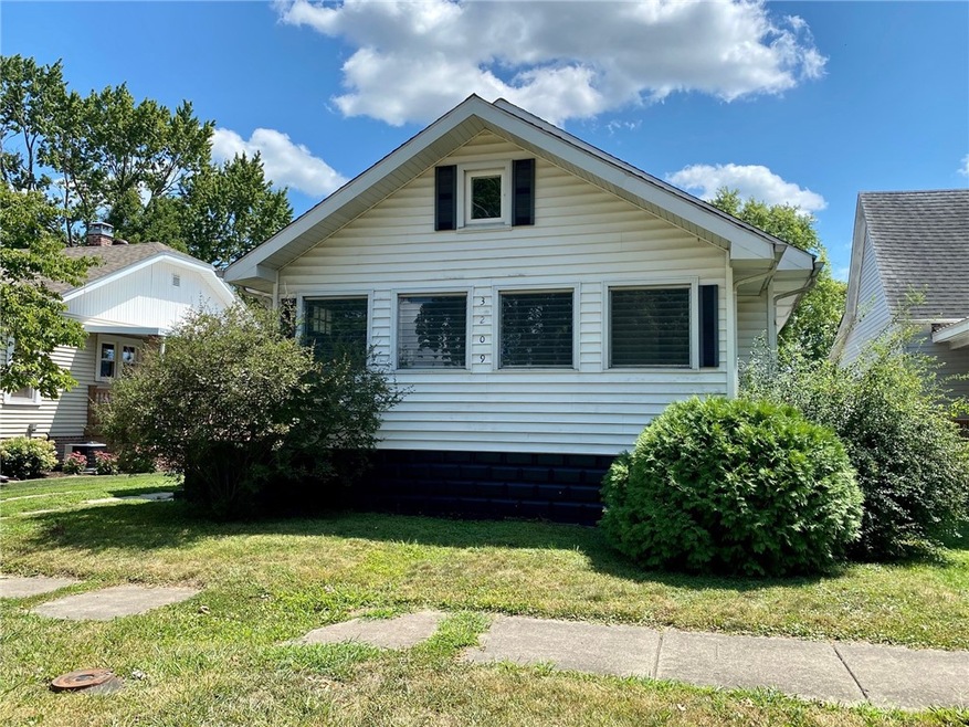 3209 Shelby Ave, Mattoon, IL 61938 - photo 1