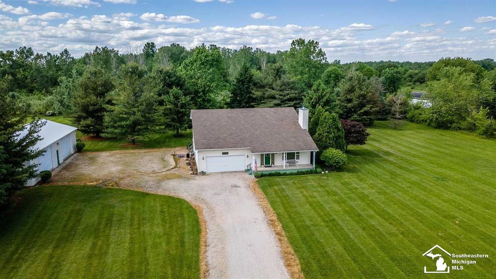 2390 Scofield Carleton Rd, Carleton, MI 48117 - photo 1