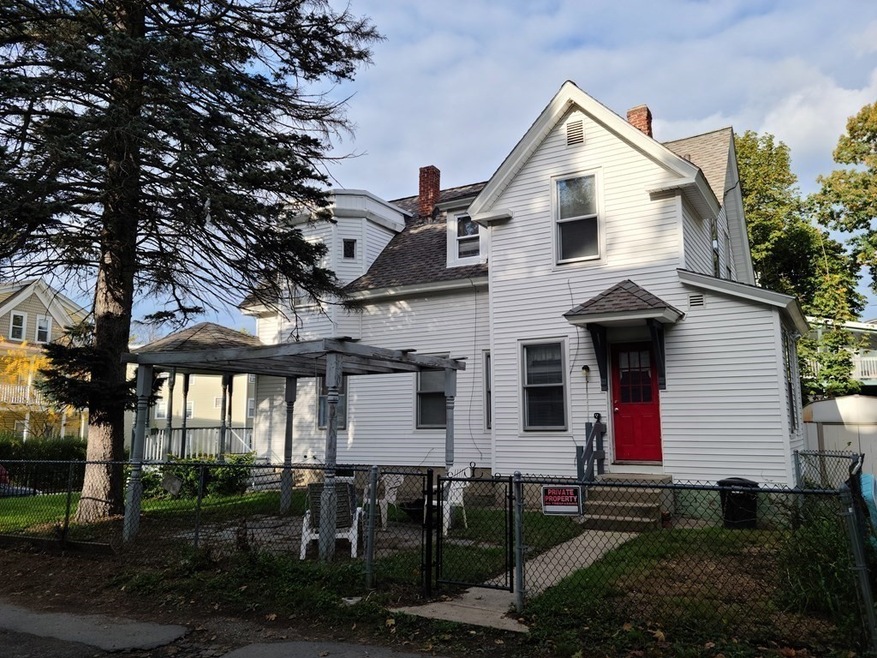 33 Clifton St, Worcester, MA 01610 - photo 1