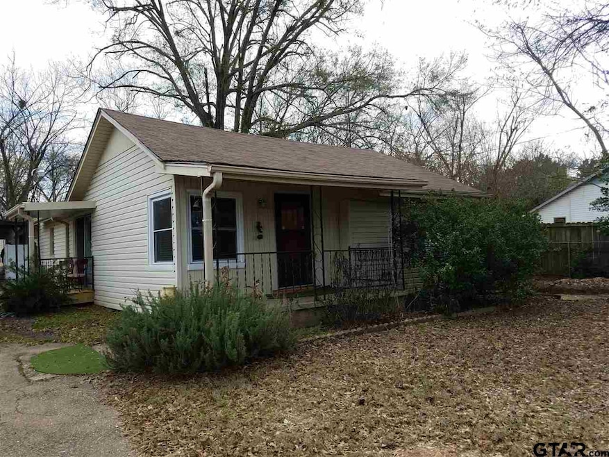 1506 1506 Alpine Rd, Longview, TX 75601 - photo 1