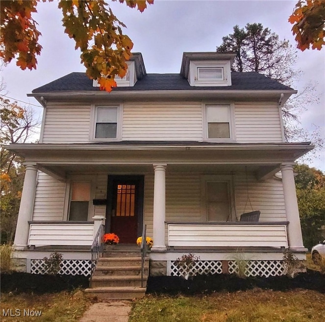 842 Stadelman Ave, Akron, OH 44320 - photo 1