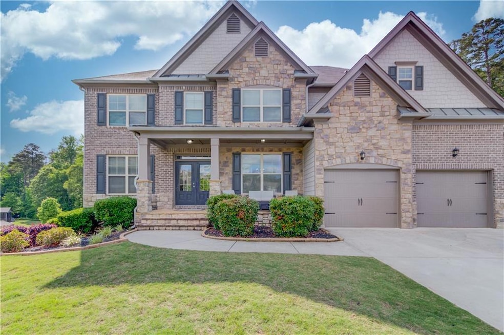 Home has huge 3 car garage