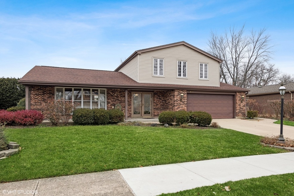 3844 Miller Dr unit 2, Glenview, IL 60026 - photo 1