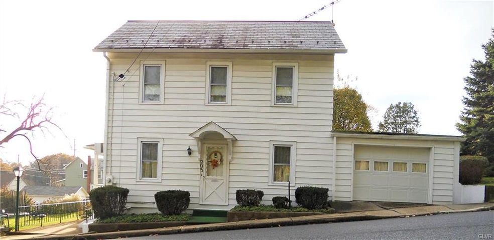 Welcome to 203 Center Street