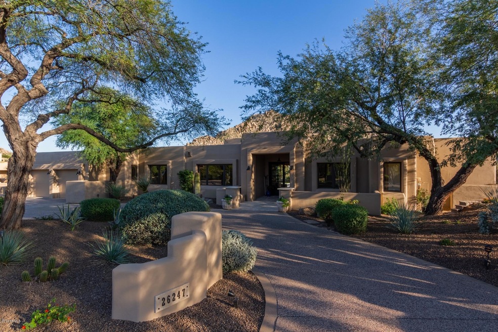 Circular driveway