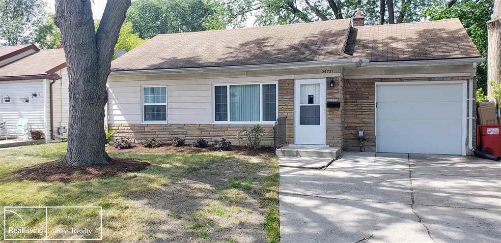 26721 Kathy St, Roseville, MI 48066 - photo 1