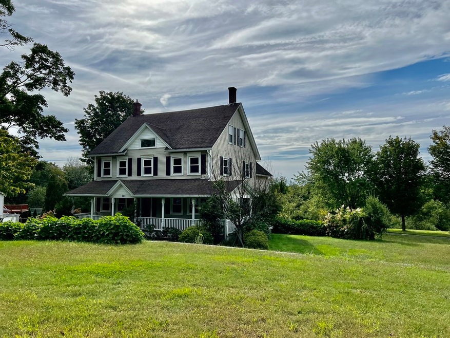 563 West St unit 1, Ludlow, MA 01056 - photo 1