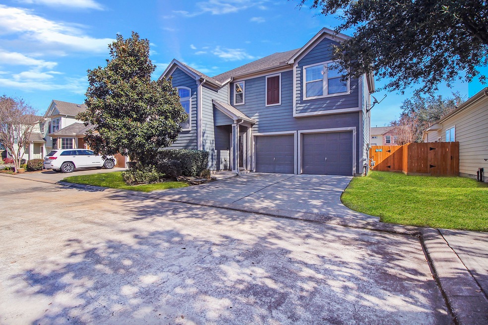 6003 Tenton Park Ln, Houston, TX 77092 - photo 1