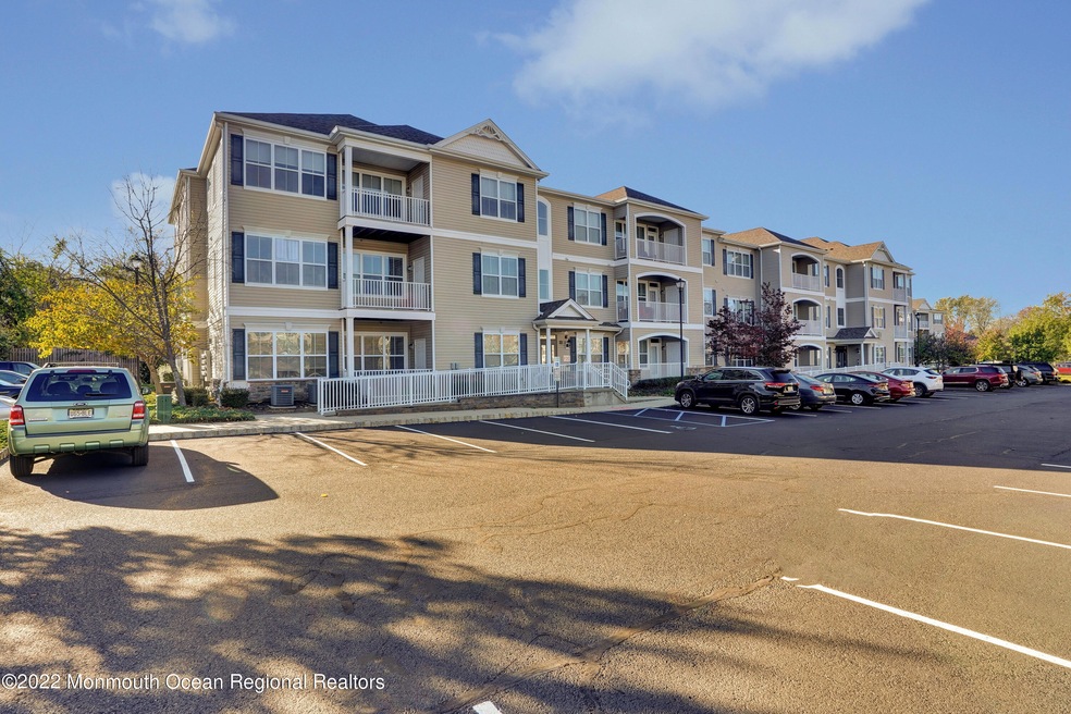 631 Sloan Court - 3rd floor end unit