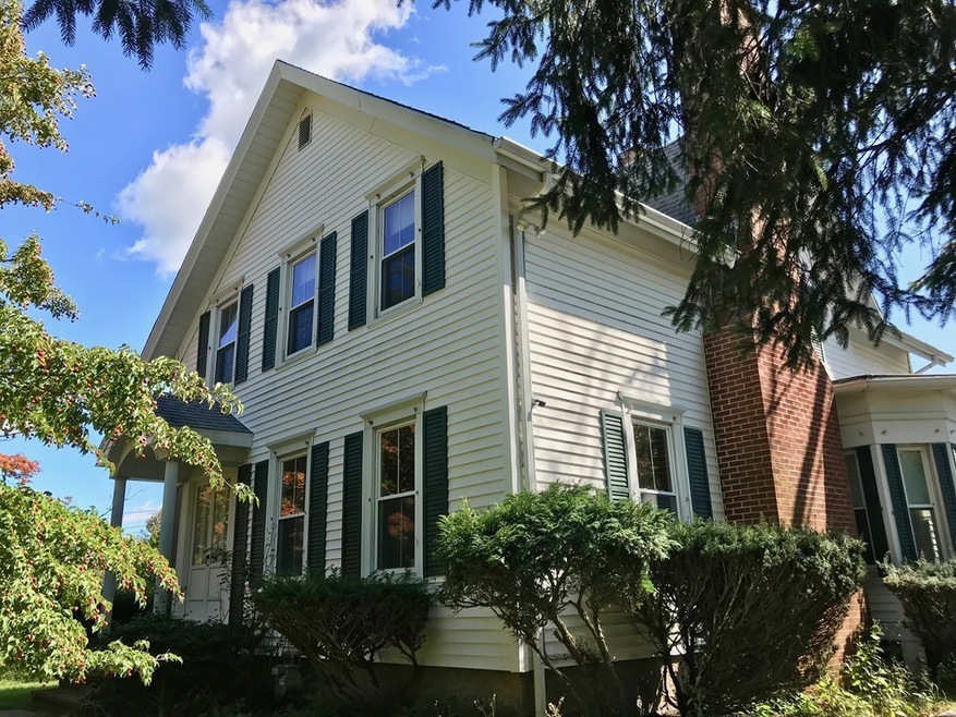 93 Old Westport Rd, North Dartmouth, MA 02747 - photo 1