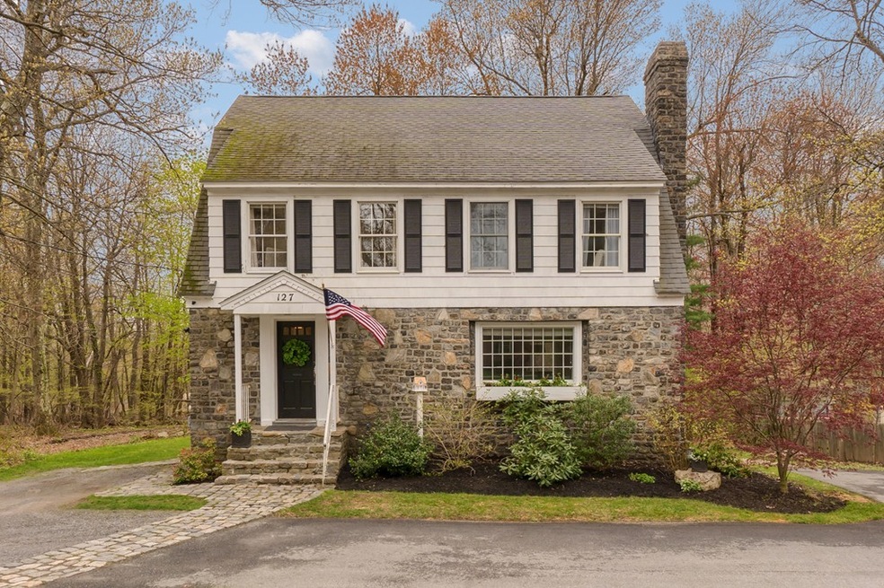 127 Holden St, Holden, MA 01520 - photo 1