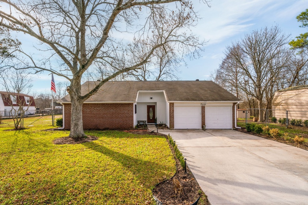 7202 Williams Rd, Pearland, TX 77584 - photo 1