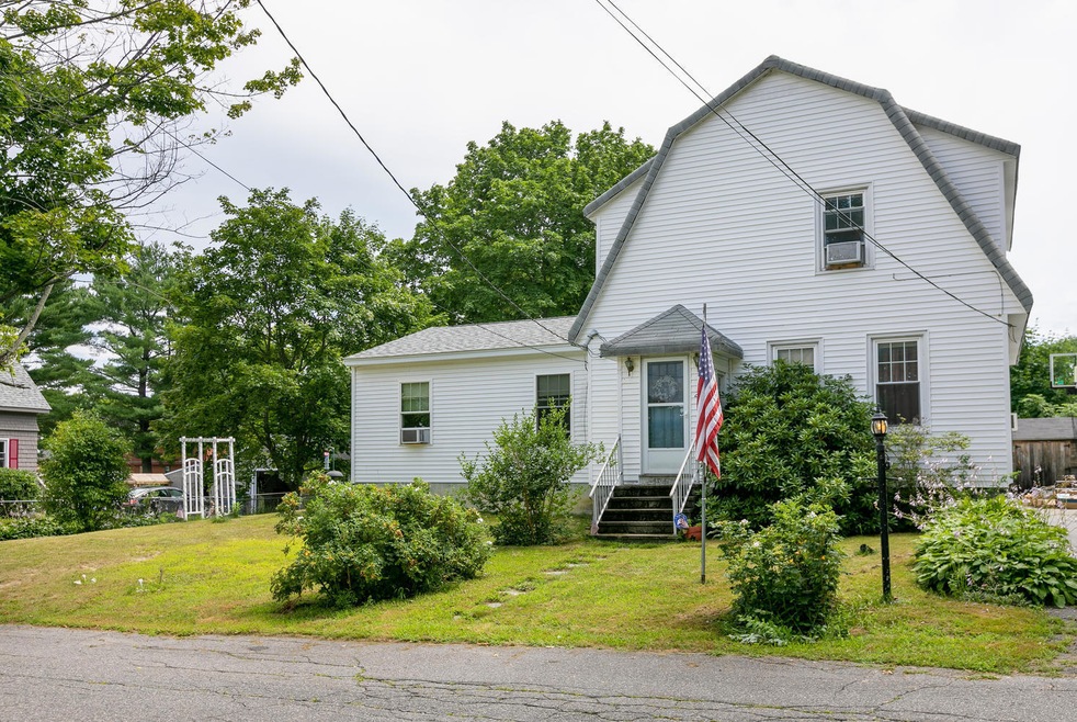 29 Newton St Portland ME 04103-large-002