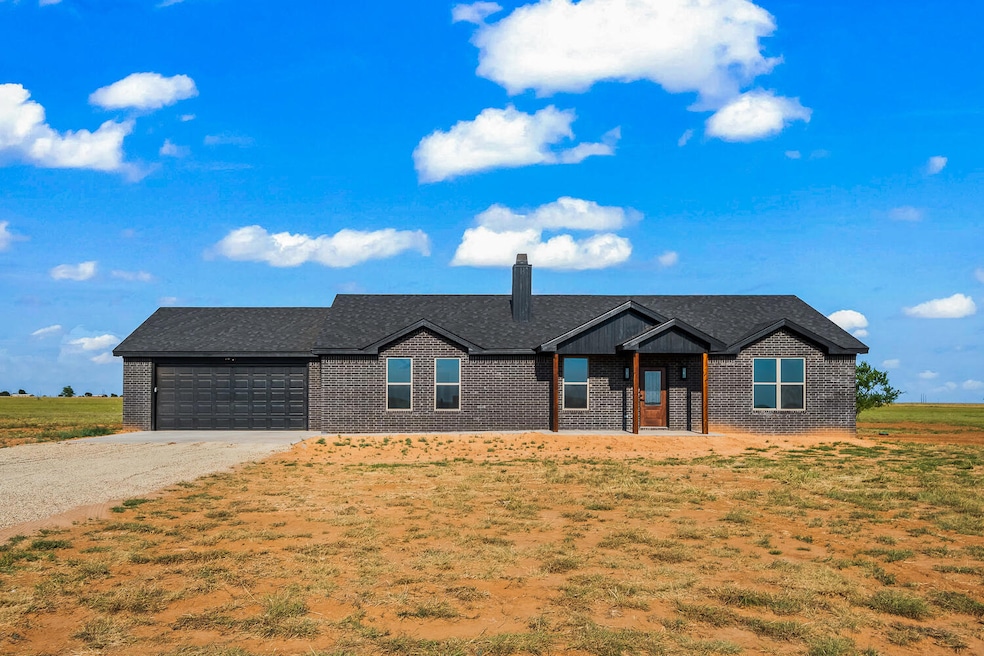 Pending $364,900 • Co-Listing Agent