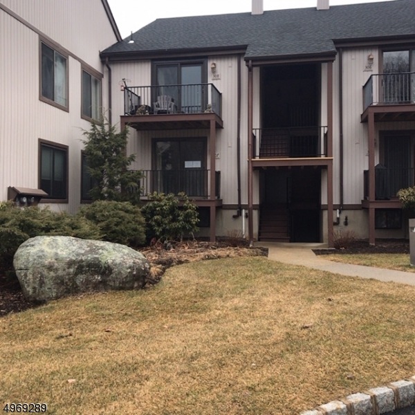 16307 Dell Place, Stanhope, NJ 07874 - photo 1