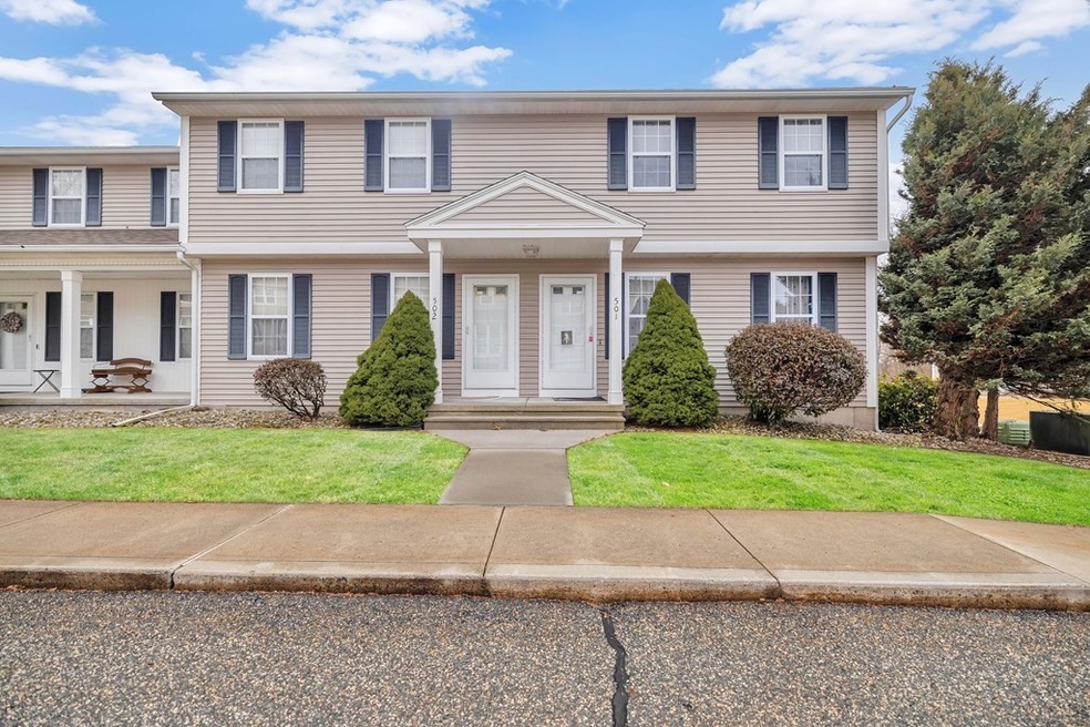 665 Center St unit 501, Ludlow, MA 01056 - photo 1