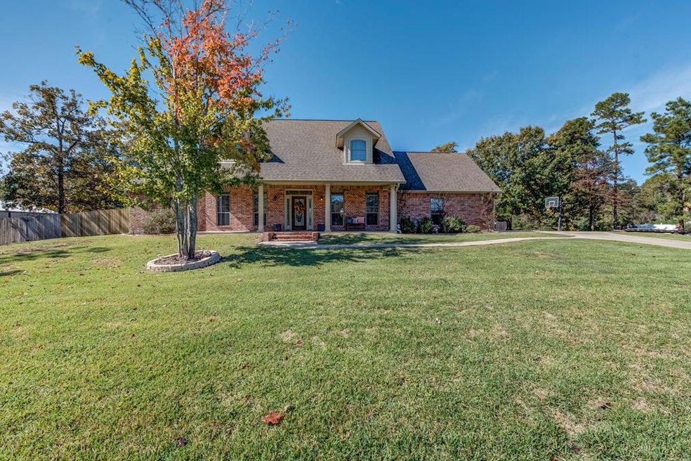 125 Autumn Lake Dr, Lufkin, TX 75904 - photo 1