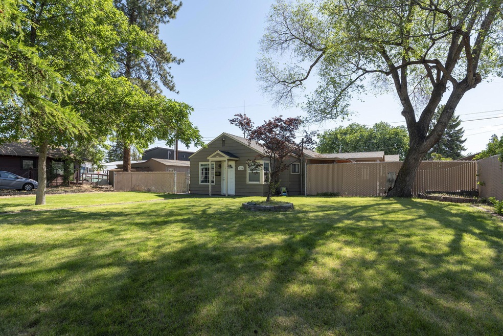 234 SW 4th St