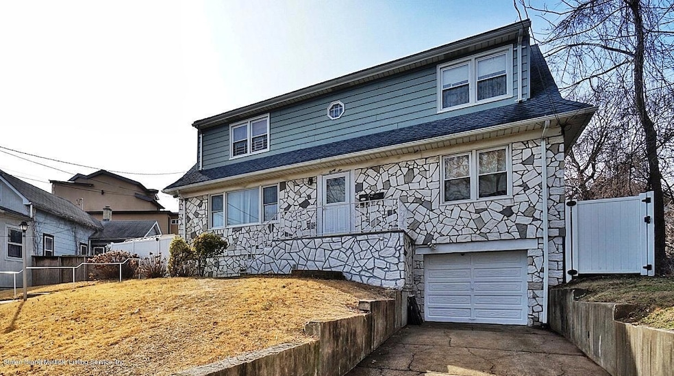 36 Labau Ave, Staten Island, NY 10301 - photo 1