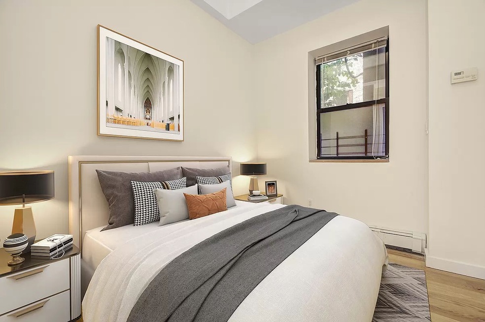 529 9th Ave unit 4, New York, NY 10018 - photo 1