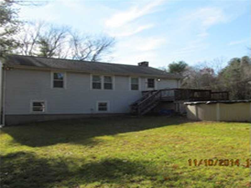 8 Cushing St, Cumberland, RI 02864 - photo 1