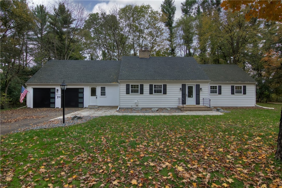 347 Heather Rd, Eau Claire, WI 54701 - photo 1