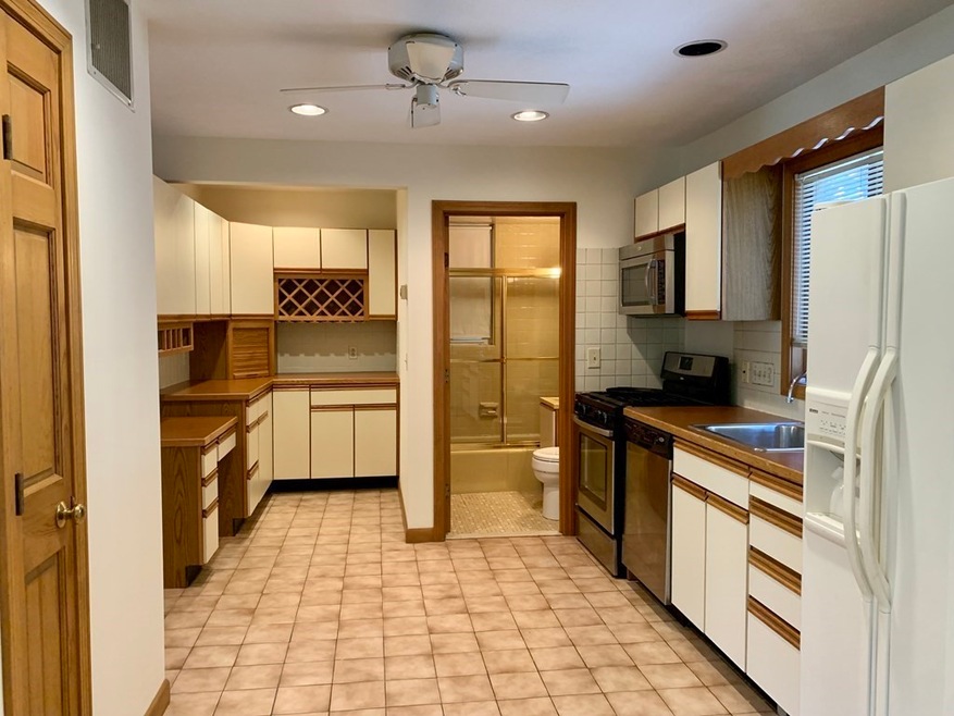 130 Garden St unit 1, Cambridge, MA 02138 - photo 1