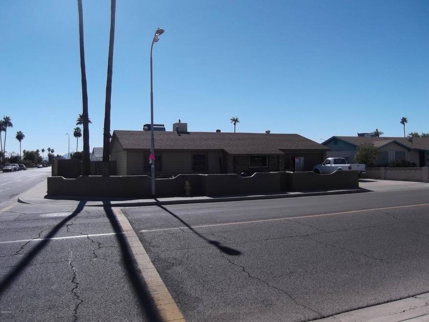 unlisted-address, Phoenix, AZ 85035 - photo 1