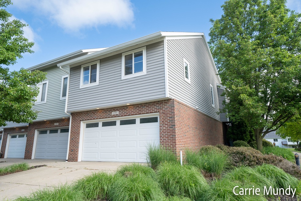 1391 Quarterline Cmn, Holland, mi-3