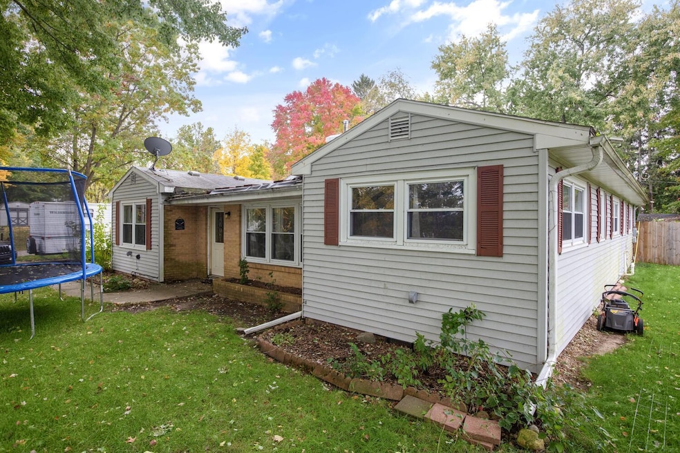 11406 S Horseshoe Dr Three-large-001-034