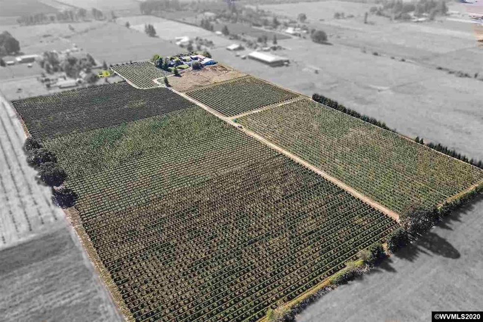 6127 S Schneider Rd, Woodburn, OR 97071 - photo 1