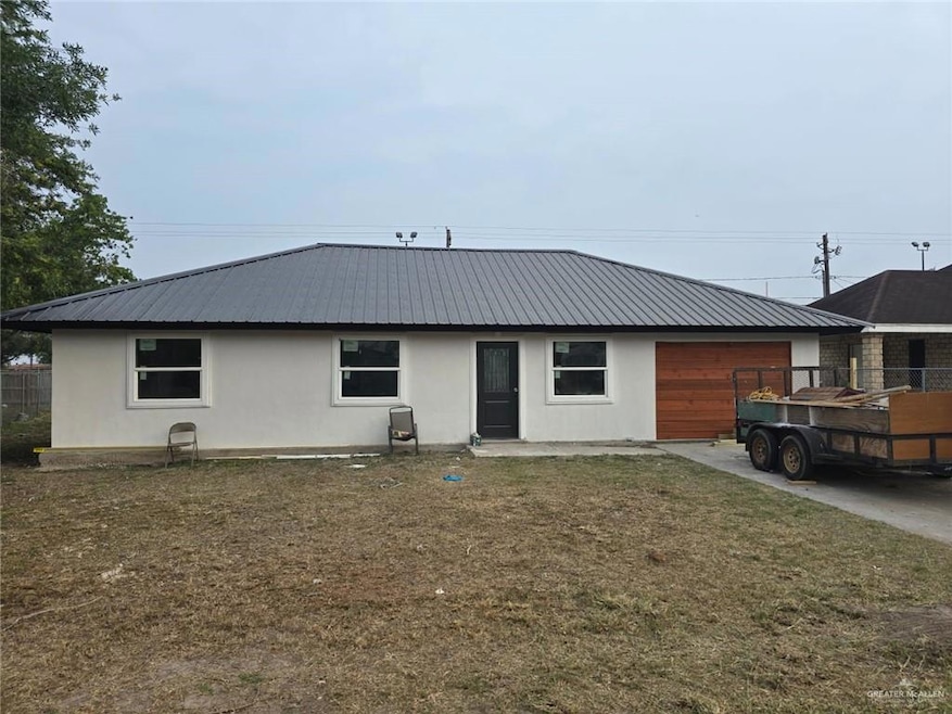 810 E Lincoln St, Weslaco, TX 78596 - photo 1