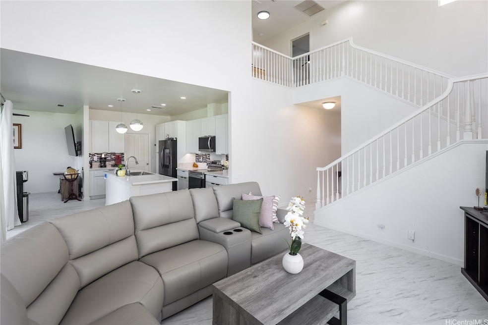 Sold $1,125,000 • Co-Listing Agent