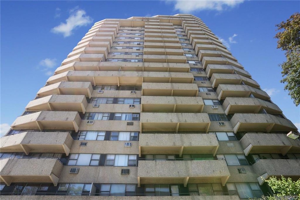 Tower One unit 6C, Yonkers, NY 10710 - photo 1