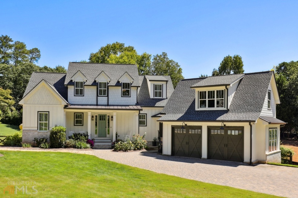 Modern Farmhouse In Historic Roswell!