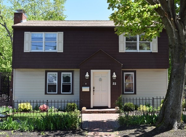 22 Curtis Rd, Saugus, MA 01906 - photo 1