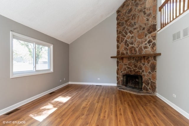 1268 Natchez Trace Cir, Naperville, IL 60540 - photo 1