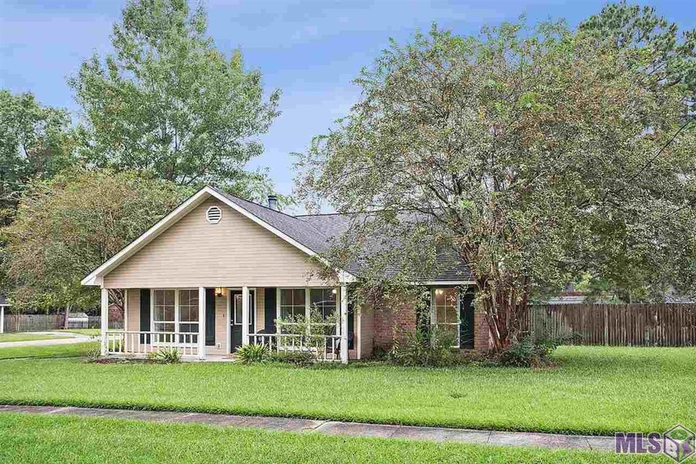 3261 Pecan St, Zachary, LA 70791 - photo 1