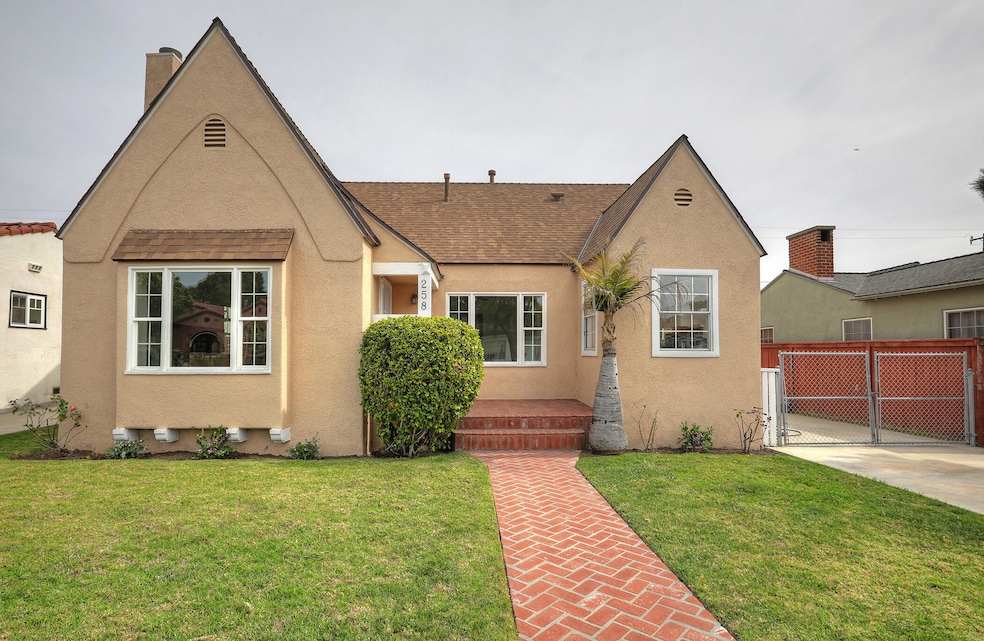 Sold $835,000 • Co-Listing Agent