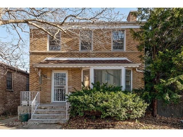 6137 N Fairfield Ave, Chicago, IL 60659 - photo 1