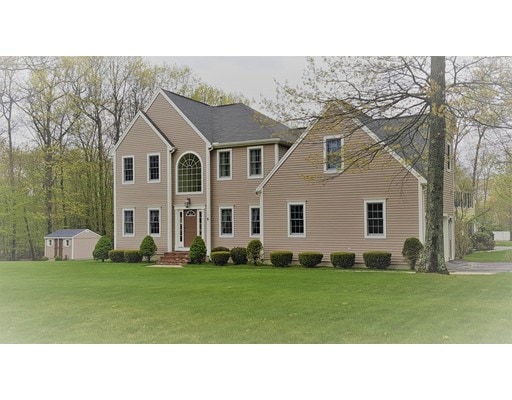 5 Autumn Cir, Holden, MA 01520 - photo 1