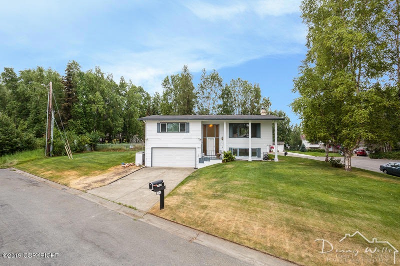 Exterior Front-20190710-40738