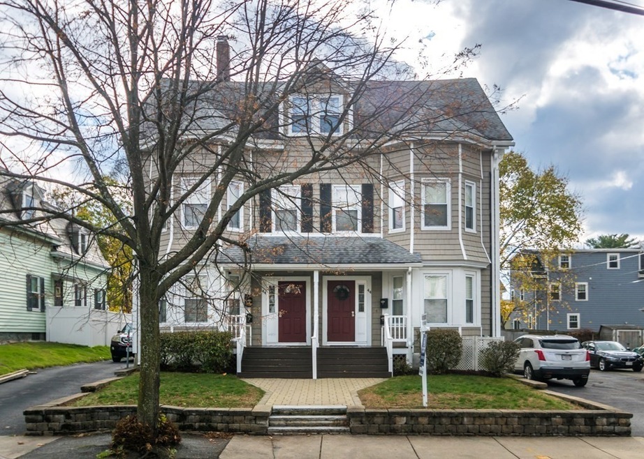 44 Vernon St unit 3, Waltham, MA 02453 - photo 1