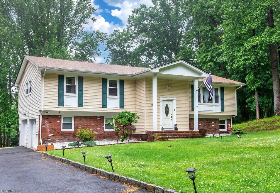 169 Flintlock Rd, Morris Plains, NJ 07950 - photo 1